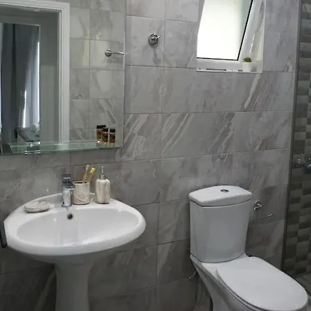 Airy Flat At Xenios Avlais Διαμέρισμα