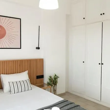 Airy Flat At Xenios Avlais Διαμέρισμα Αλυκανάς