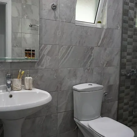 Airy Flat At Xenios Avlais Διαμέρισμα
